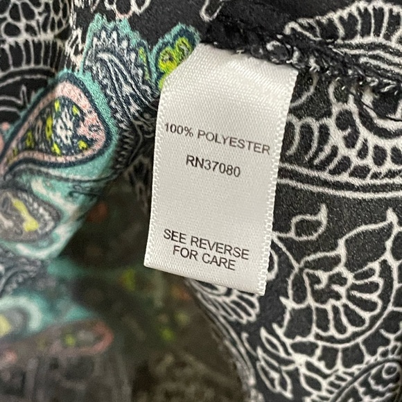 CATO Paisley Black Green Hi-Low Tunic Top Blouse Shirt Women’s Plus Sz 18/20 - Picture 4 of 4